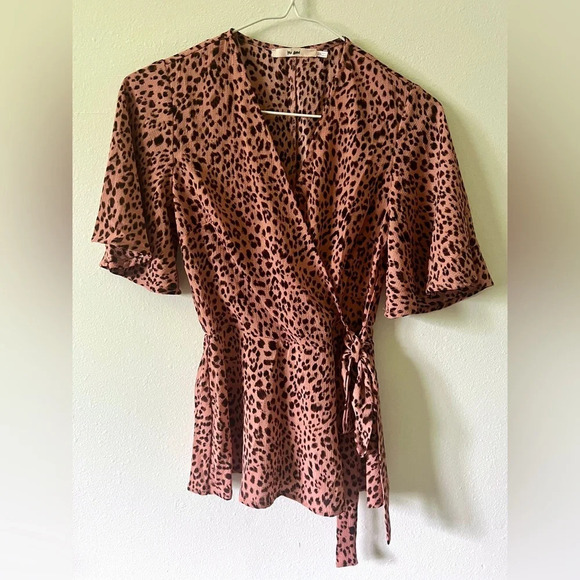 Mi Ami Cheetah Tie Peplum Blouse - XXS - Picture 2 of 3